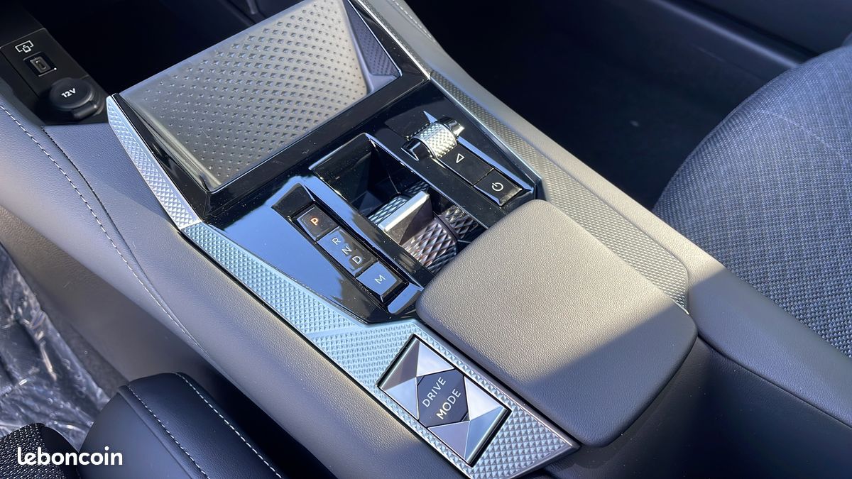 Ds DS 4 BLUEHDI 130CH PALLAS AUTOMATIQUE (image 15)