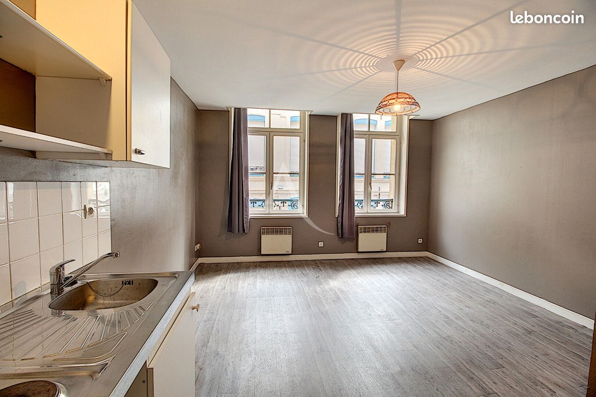 Immeuble 7 pièces 148 m² · à Douai · 148 m² · 180 000 €