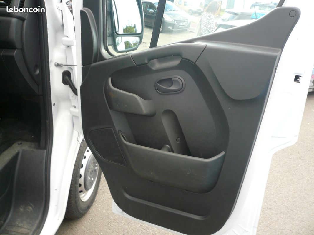 Master 3 2.3l dci 136 cv l3h2 confort tva recuperable (image 12)
