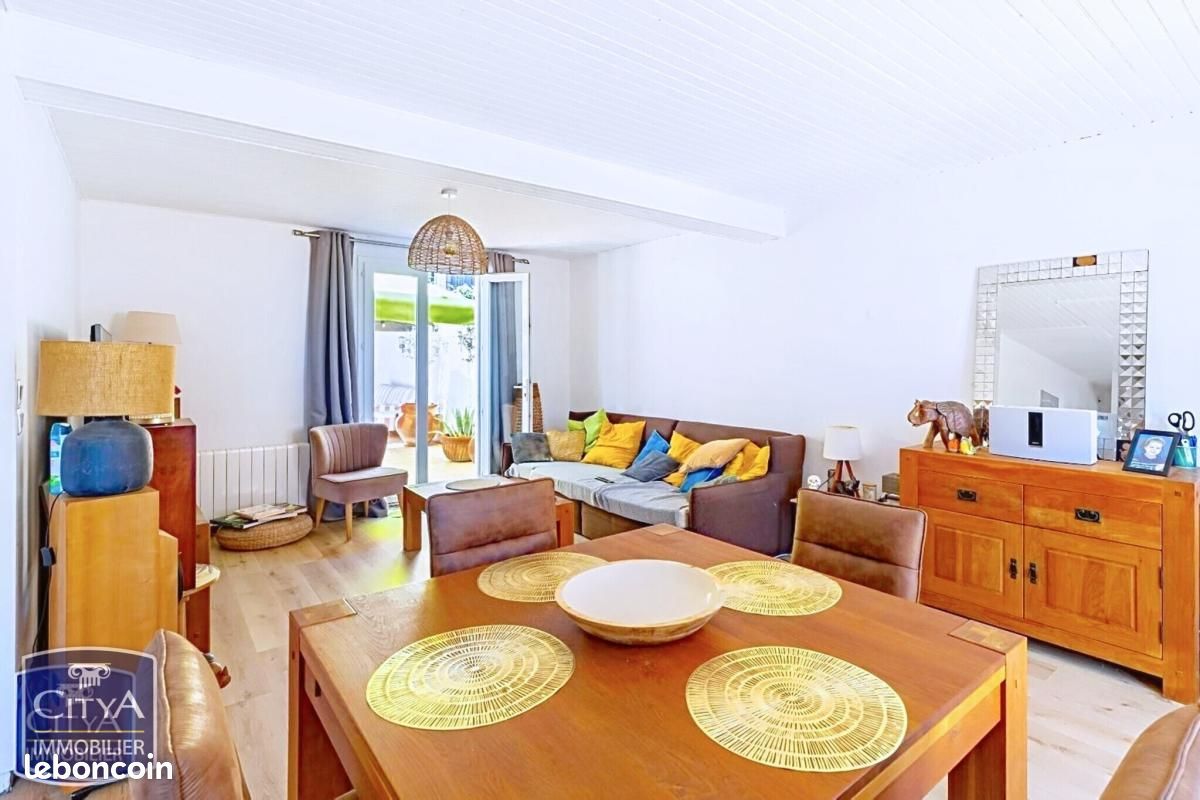 Maison 4 pièces 95 m² · à Rustiques · 95 m² · 239 000 €