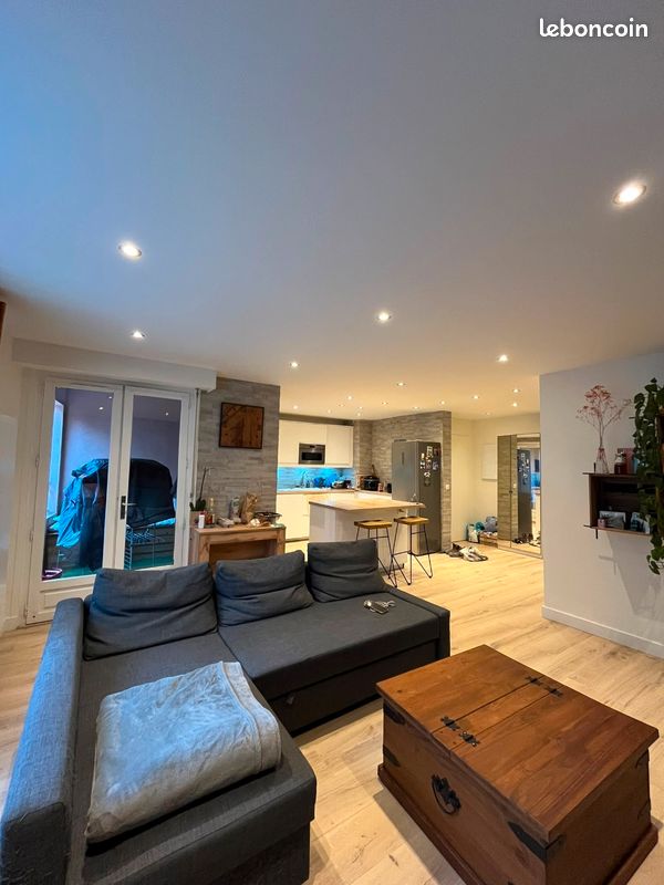 Appartement 3 pièces 74 m² · à La Roche-sur-Foron · 74 m² · 1 415 €