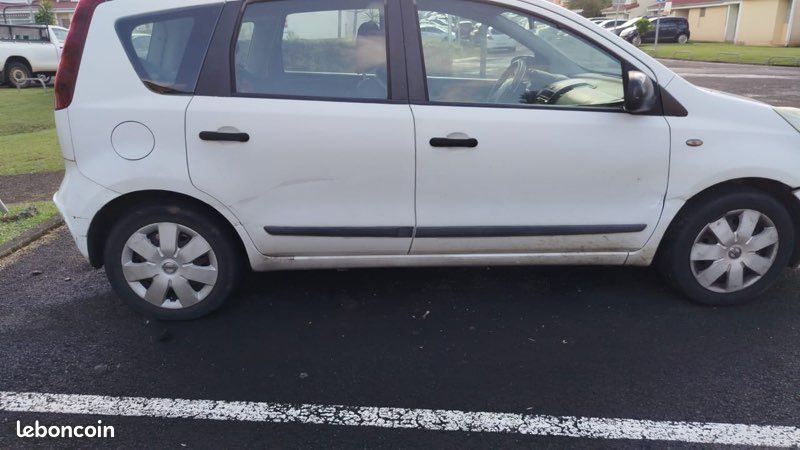 Nissan note (image 3)