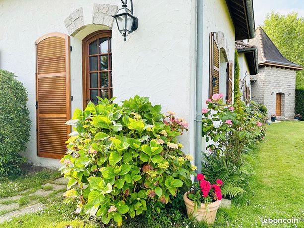 Propriété 7 pièces 283 m²