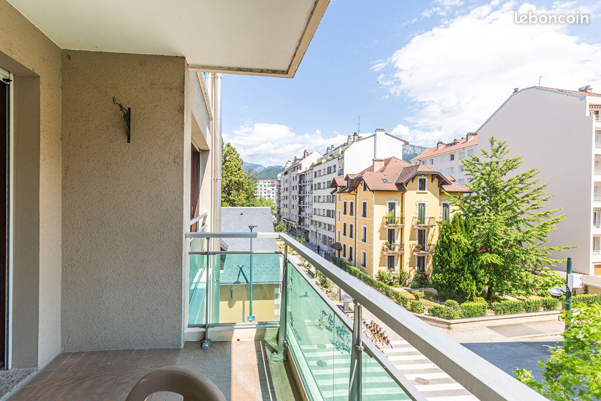 Appartement 2 pièces 43 m² · à Annecy · 43 m² · 296 000 €