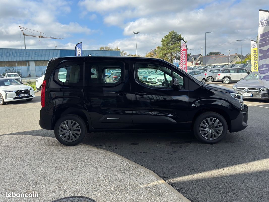 Citroen BERLINGO TAILLE M - 1.5 BLUEHDI 130CH S&S PLUS 5 PLACES (image 3)