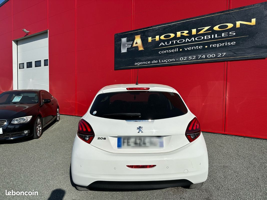 Peugeot 208 1.5 BLUE HDI 102 CH TECH EDITION - GARANTIE 12 MOIS (image 6)