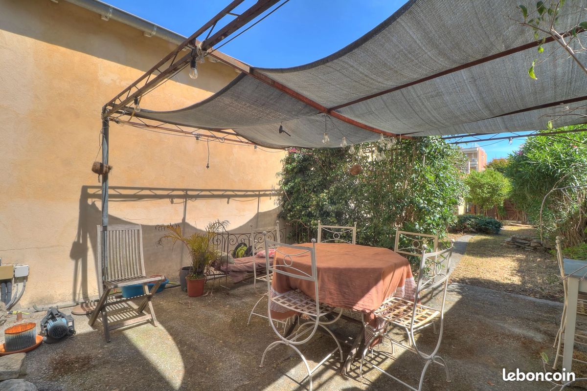 Maison 3 pièces 73 m² · à Vallauris · 73 m² · 320 000 €
