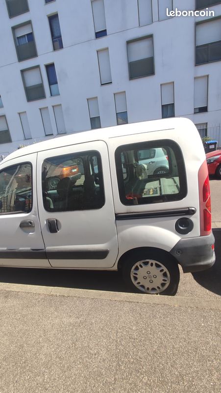 Voiture Renault Kangoo 2002 5 places 1.9 d65 automobile (image 9)