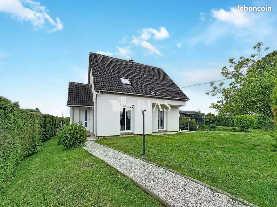 Maison 5 pièces 87 m² · à Bourg-Achard · 87 m² · 244 900 €