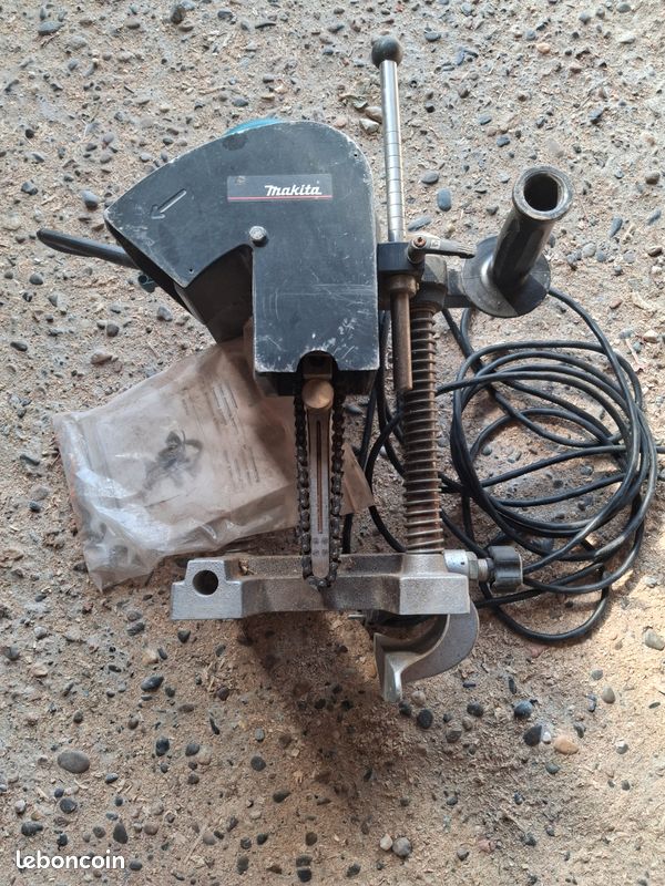 Mortaiseuse a chaîne makita (image 1)