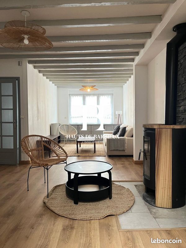 Maison 5 pièces 122 m² · à Roubaix · 122 m² · 562 €/mois