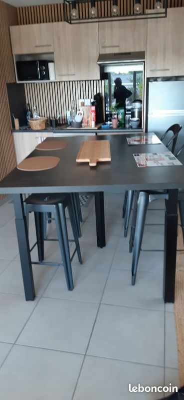 Table (image 2)
