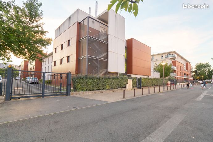 Parking 14 m² Noisiel