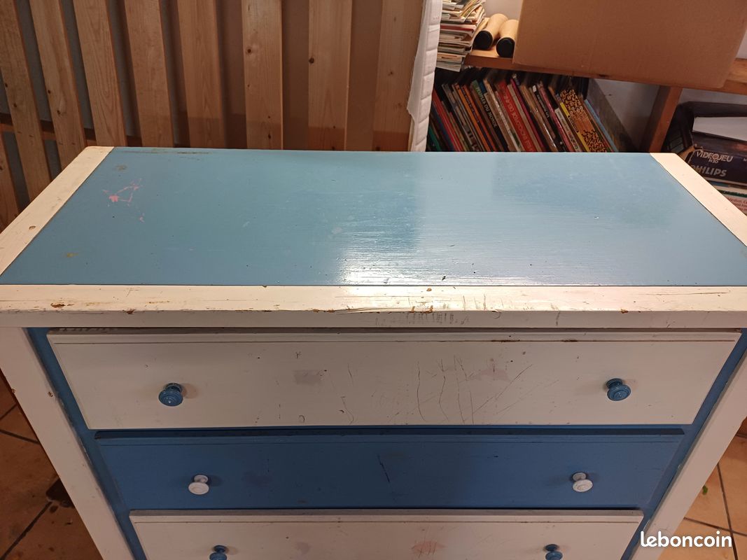 Commode (image 2)
