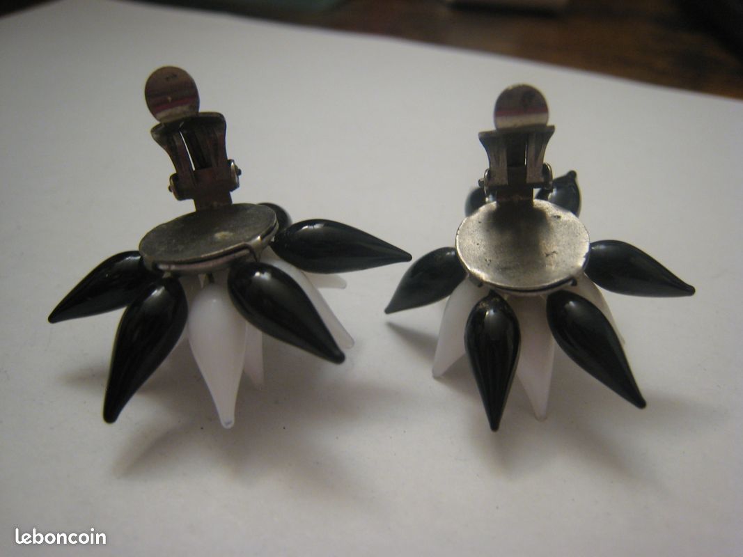 Boucles d'oreilles Vintage d'occasion | Collector Square