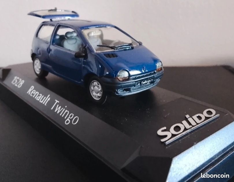 Miniature Renault Twingo 1/64 Norev Metallise Rouge Foncé 2004