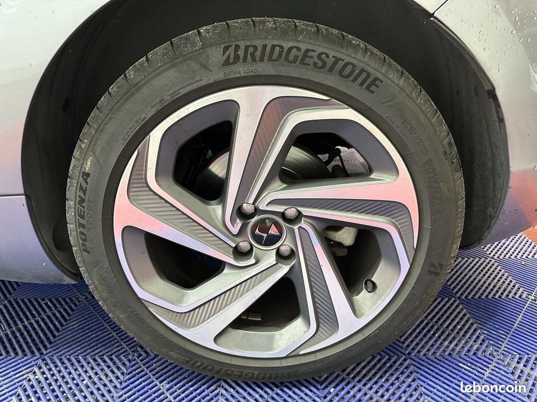 DS DS5 2.0 BlueHDi 16V 180 BV EAT6 BERLINE Sport Chic (image 35)