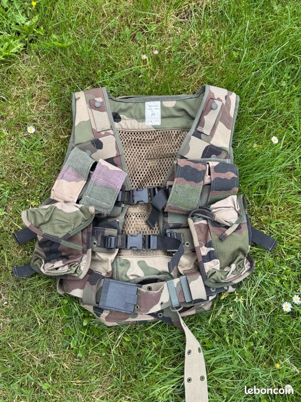 Gilet de combat (image 1)