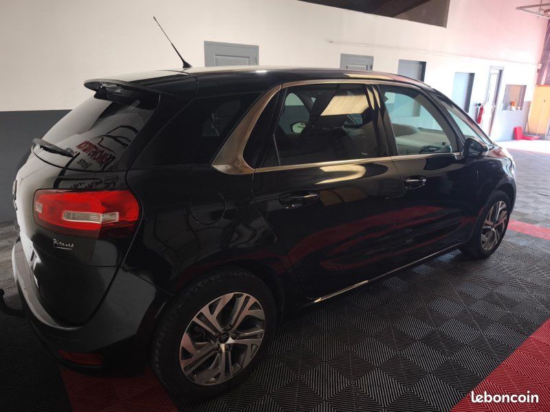 Citroen c4 picasso 1.2 essence 130 (image 4)