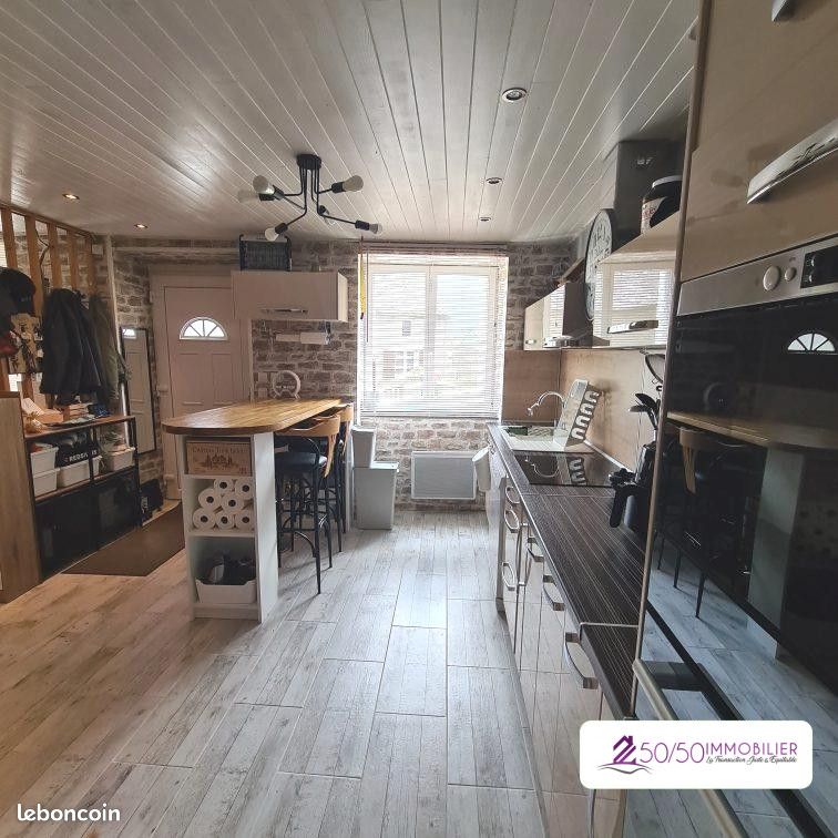 Maison 4 pièces 85 m² · à Commana · 85 m² · 117 000 €