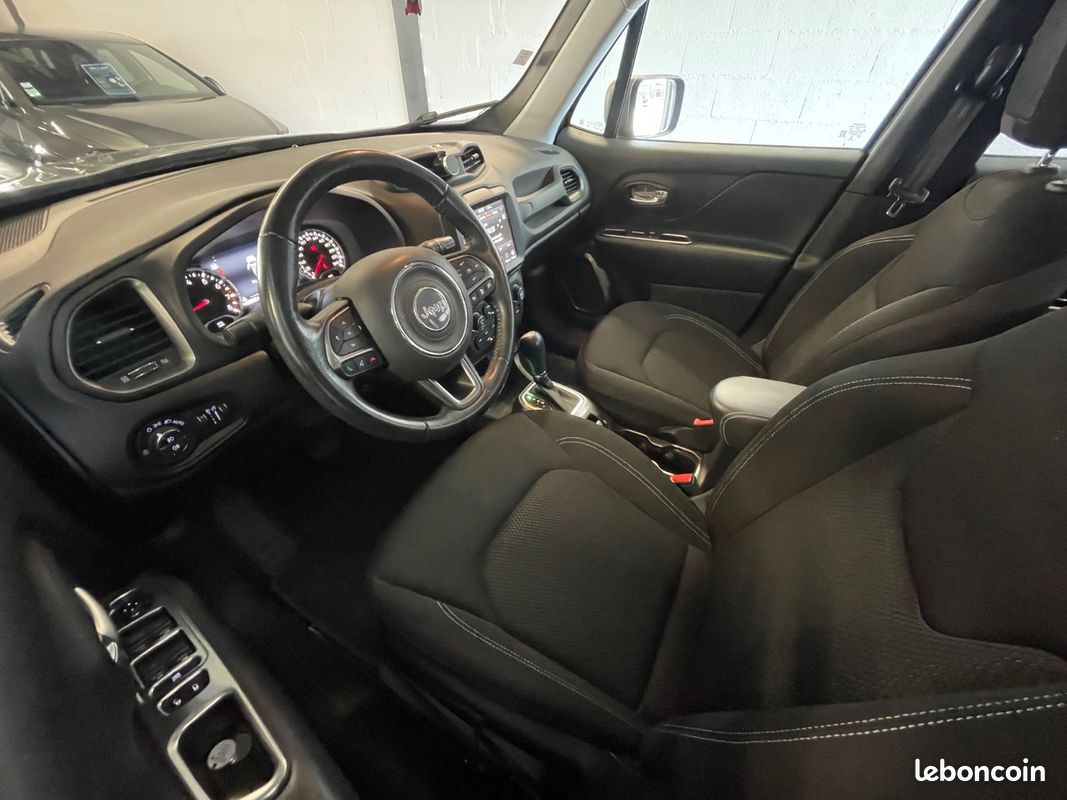 Jeep Renegade Limited FWD 150Cv/3EME MAIN/MOTEUR A CHAINE/CARPLAY/CAMERA DE RECUL/FEUX LED (image 11)