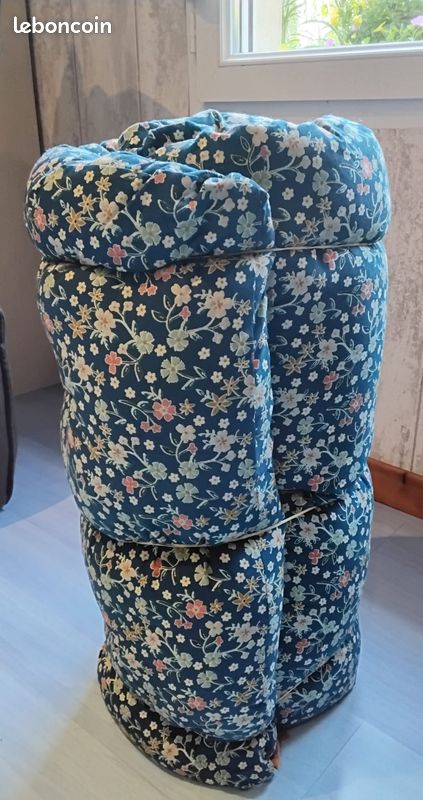 Matelas de sol ou grand coussin imprimé fleuri (image 2)