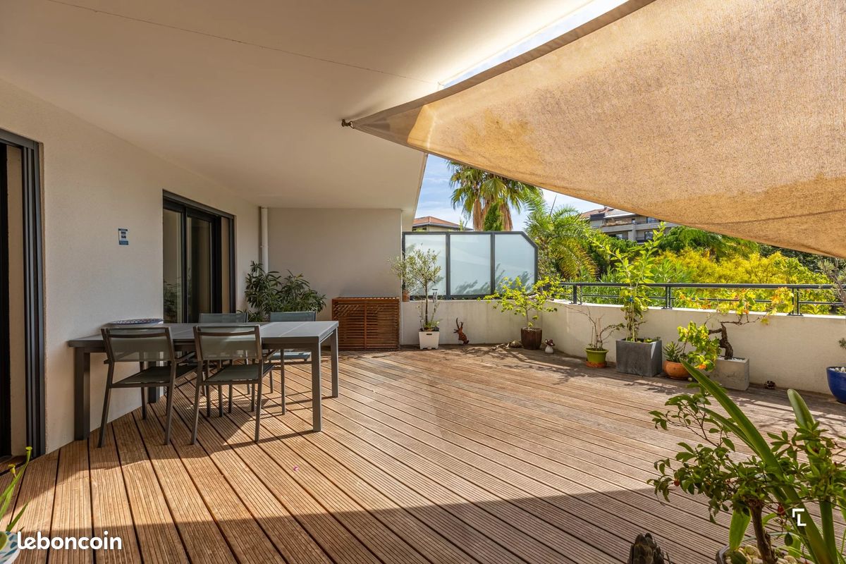 Appartement 3 pièces 99 m² · à Marseille · 99 m² · 800 000 €