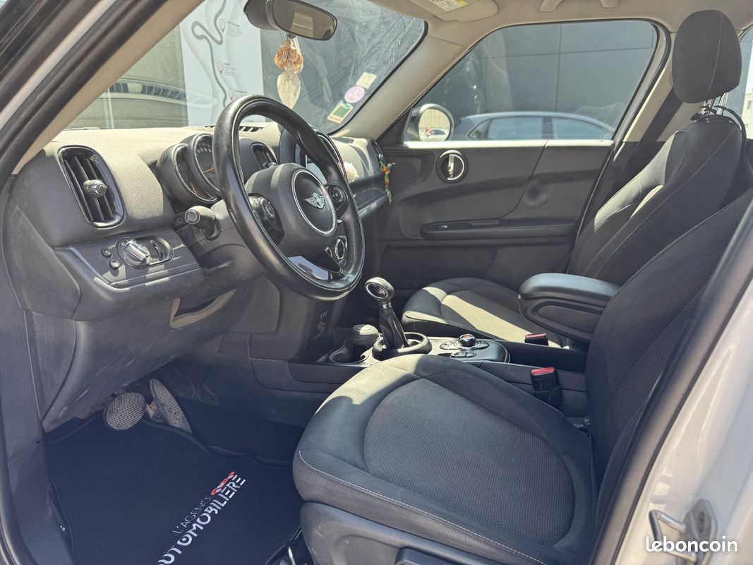 MINI Countryman 1.5i 136 ch COOPER BVA6 (image 7)