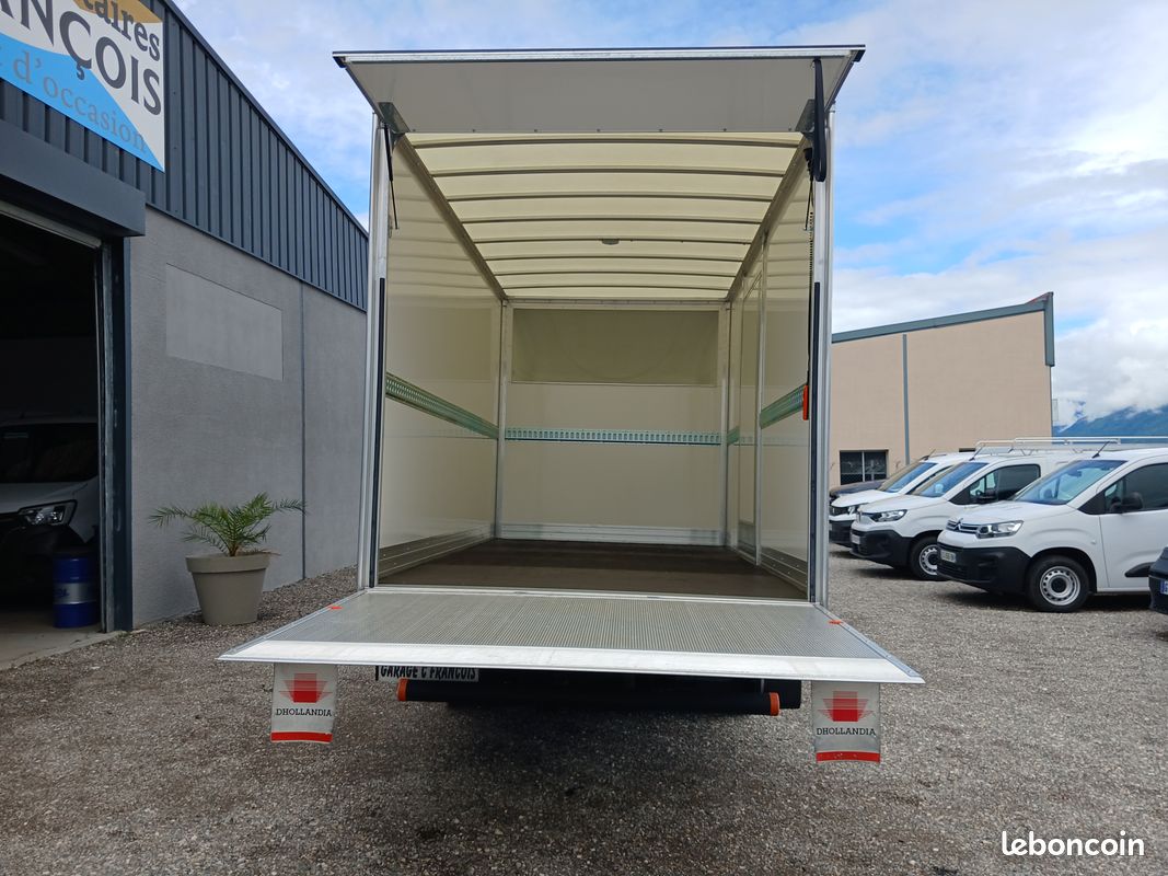 50800 e ht iveco daily 35c18 bva8 hi-matic 180 cv ccb 22m3 + capucine porte laterale (image 2)