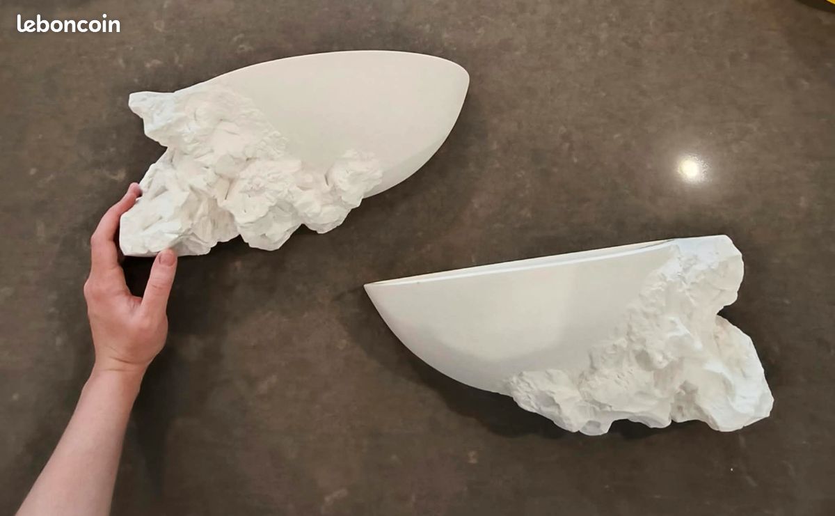 Paire d'appliques en plâtre Atelier Sedap - Modèle Quartz (Michel Tortel) (image 1)