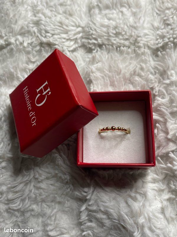 Bague dorée (image 1)
