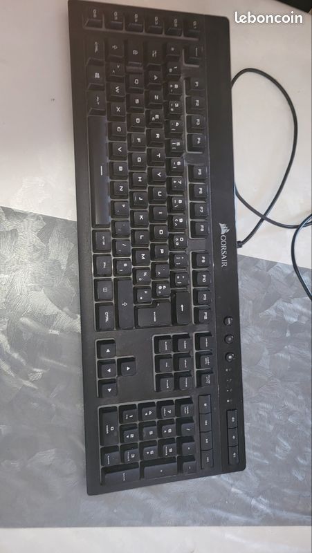 Clavier corsair gaming K55 RGB (image 1)