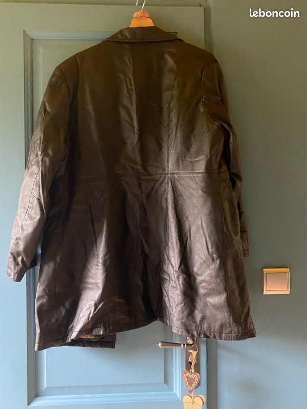 Manteau court en cuir (image 3)