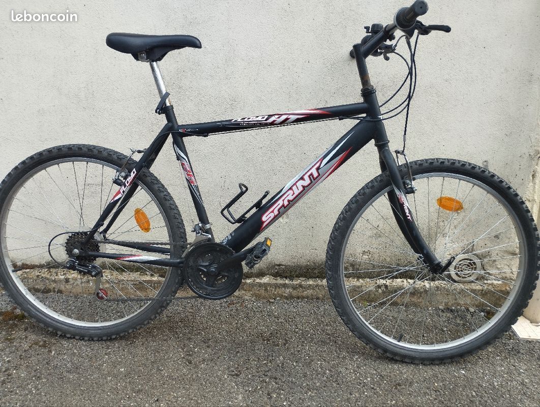 Velo VTT 26 pouces – Bon état - Vélos