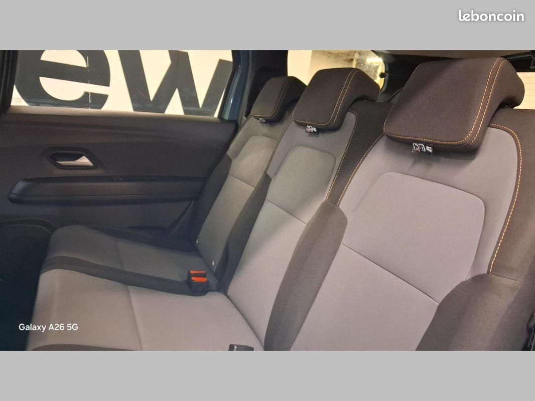 Dacia Jogger EXTREME HYBRID 140 7PL (image 16)