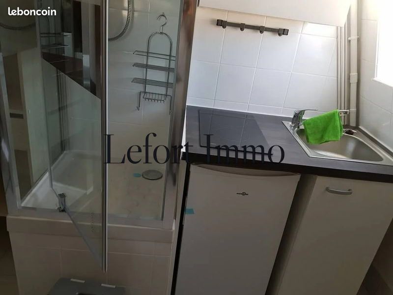 Appartement 1 pièce 10 m² · à Paris · 10 m² · 600 €/mois