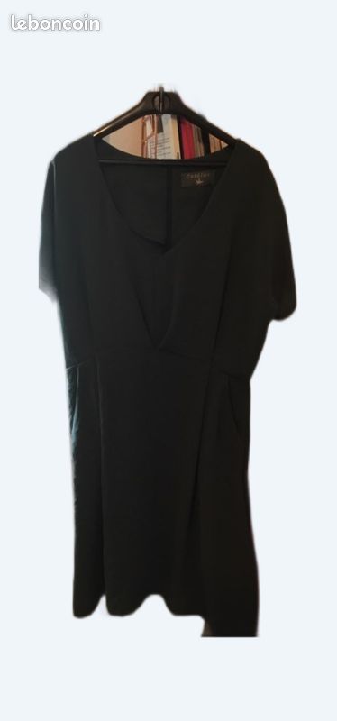 Robe (image 1)
