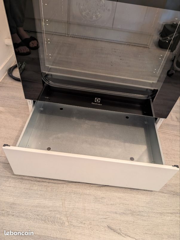 Cuisinière Electrolux – État neuf – Sous garantie (image 9)