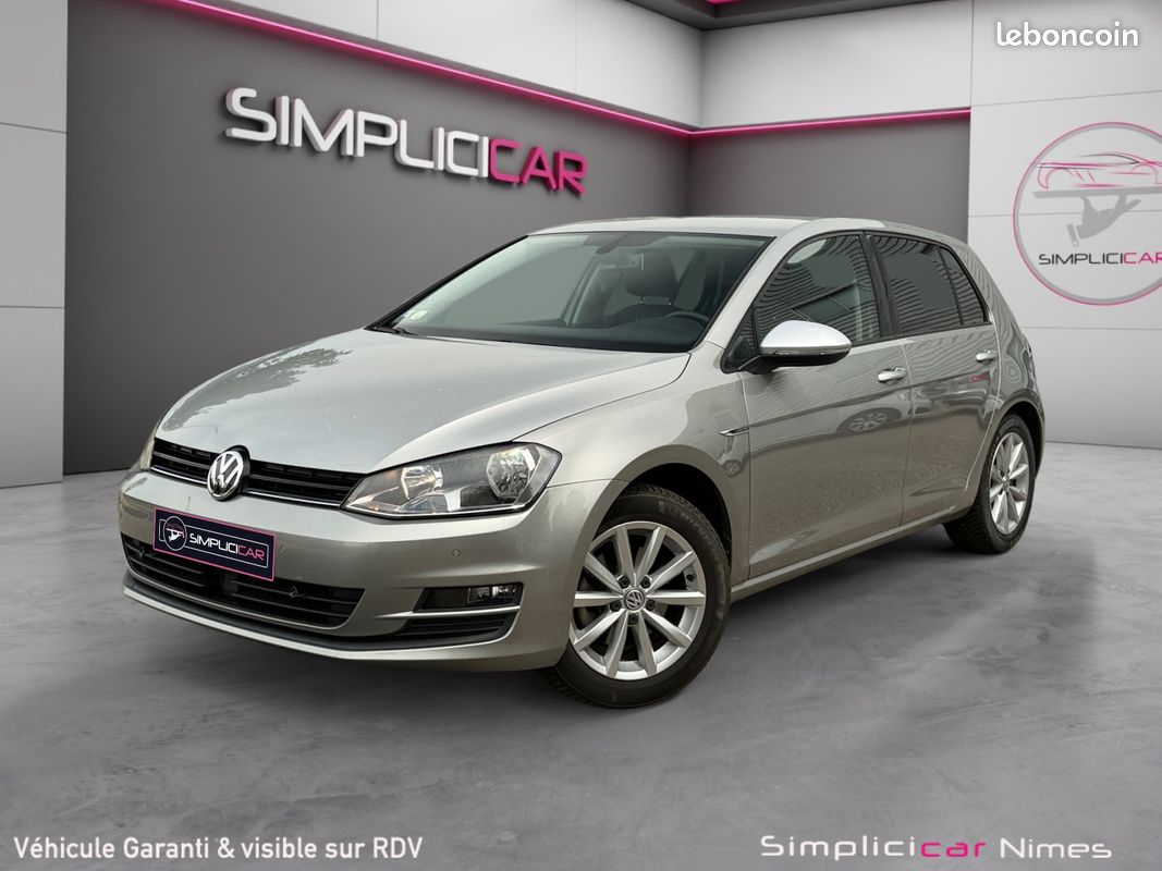 VOLKSWAGEN GOLF 7 2.0 TDI 150 ch LOUNGE Caméra Attelage Régul Adaptatif Garantie 12 mois (image 4)