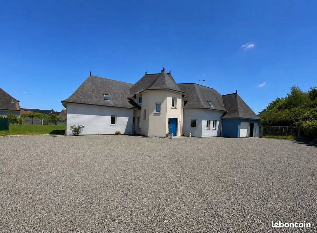 Maison 76 m² · à Auvers-le-Hamon · 76 m² · 378 000 €