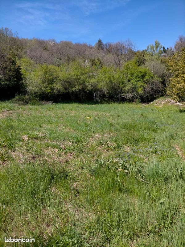 Terrain constructible à vendre · à Molières-Cavaillac · 70 000 €