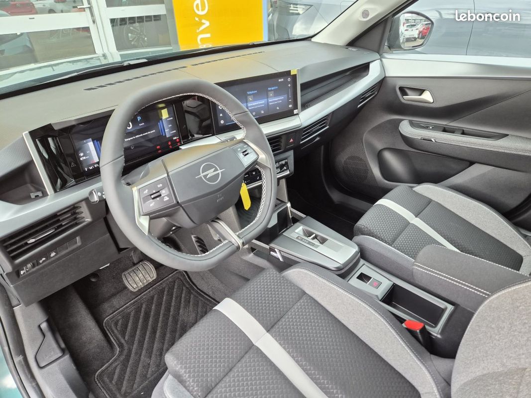 Opel Frontera 1.2 Turbo Hybrid 145ch Auto GS (image 12)
