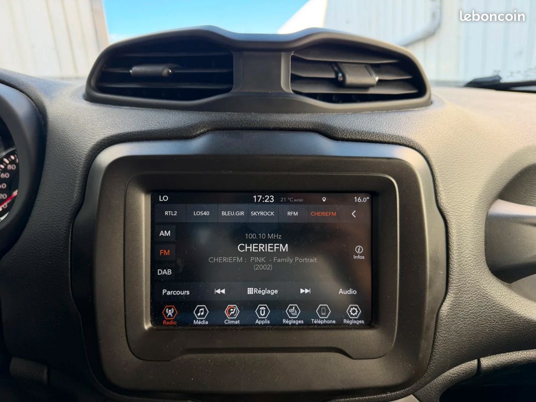 JEEP RENEGADE MY20 1.6 l MultiJet 120 ch BVM6 Quicksilver Winter Edition (image 17)