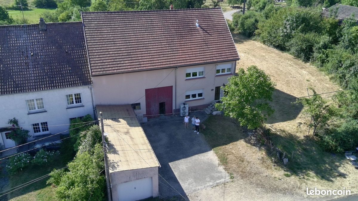 Maison 7 pièces 202 m² · à Vibersviller · 202 m² · 129 000 €