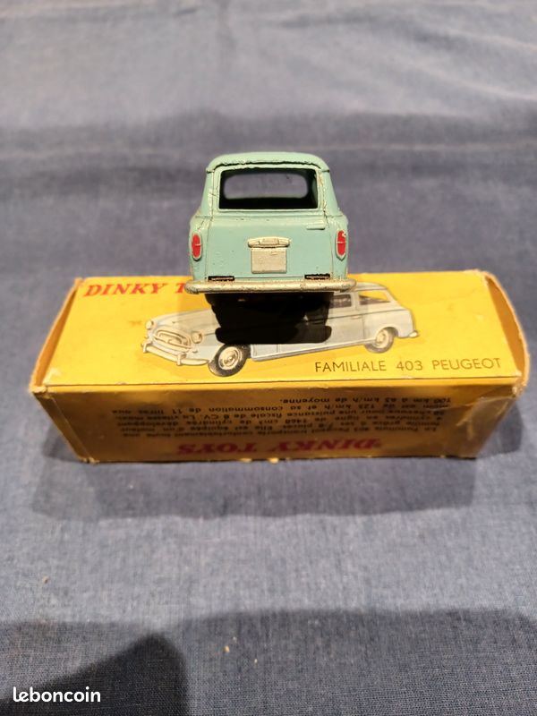 Jouet Ancien CIJ Peugeot 403 Commerciale – France – Rare Modèle Collection