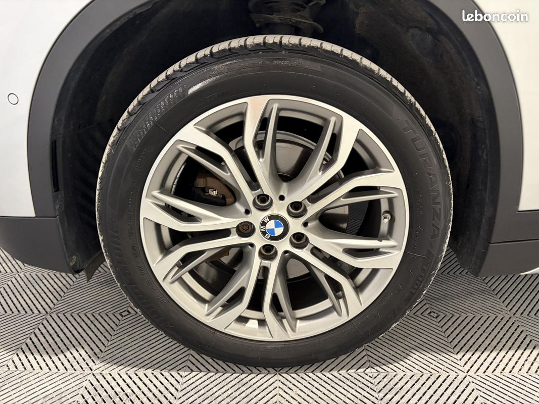 BMW X1 sDrive 18i 136 ch F48 xLine (image 18)