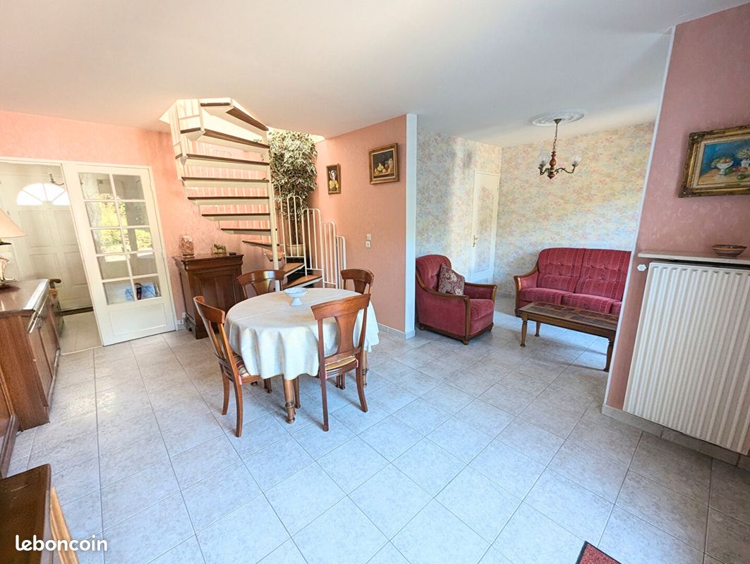 Maison 5 pièces 89 m² · à La Queue-en-Brie · 89 m² · 269 900 €
