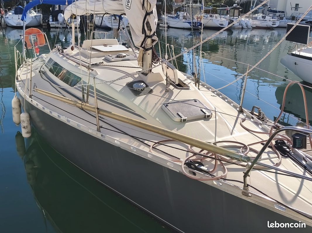 FIRST 30 E (BENETEAU - BERRET) — View photo 1