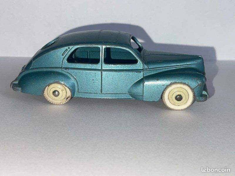 Dinky Toys 24R – Peugeot 203 Grande Lunette – 3ème Variante – Miniature France