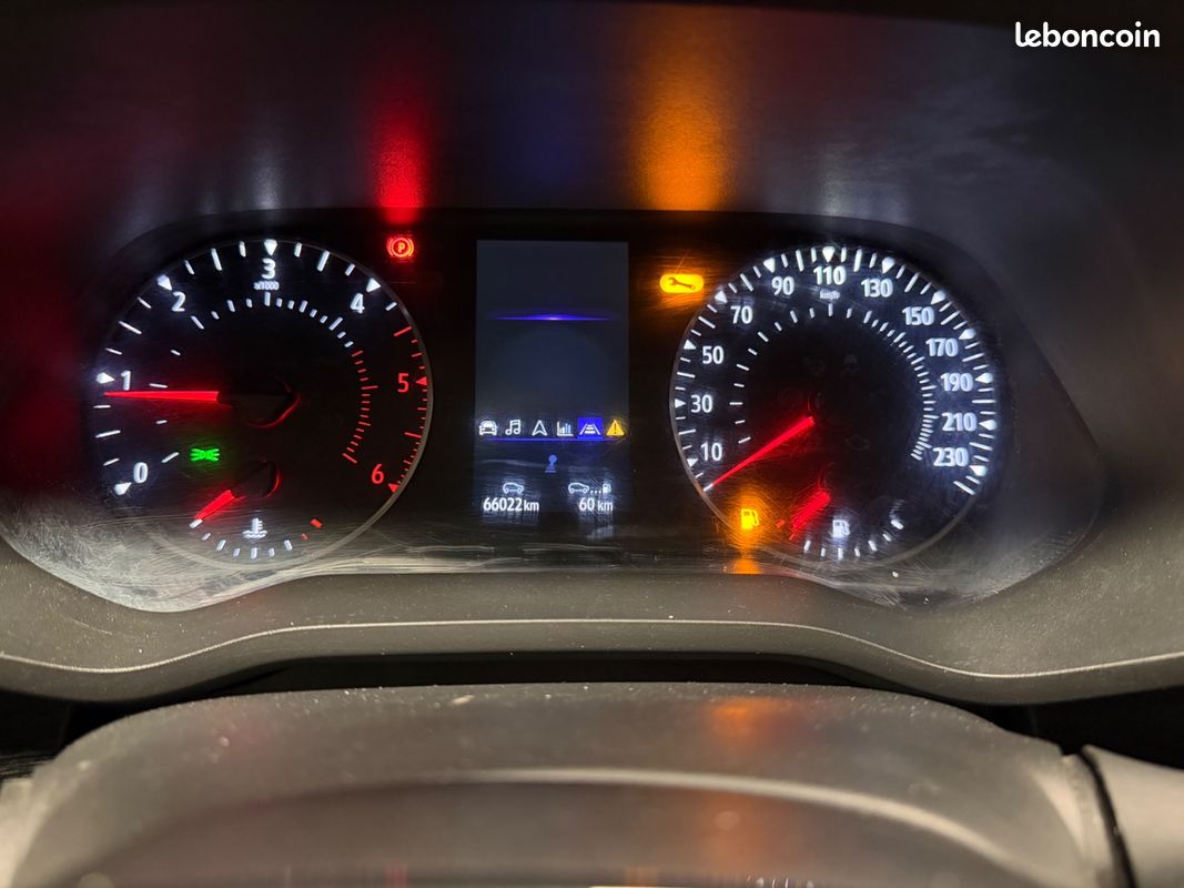 RENAULT TRAFIC VU FOURGON 2.0 BLUEDCI 130 28 L2H1 TVA RECUPERABLe (image 23)
